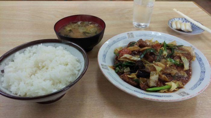 昇龍飯店 レバイタメ定食